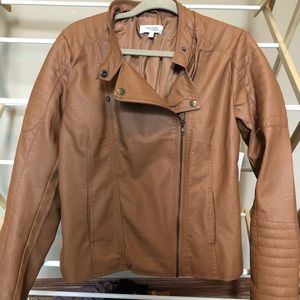 NWT Brown faux leather jacket✨